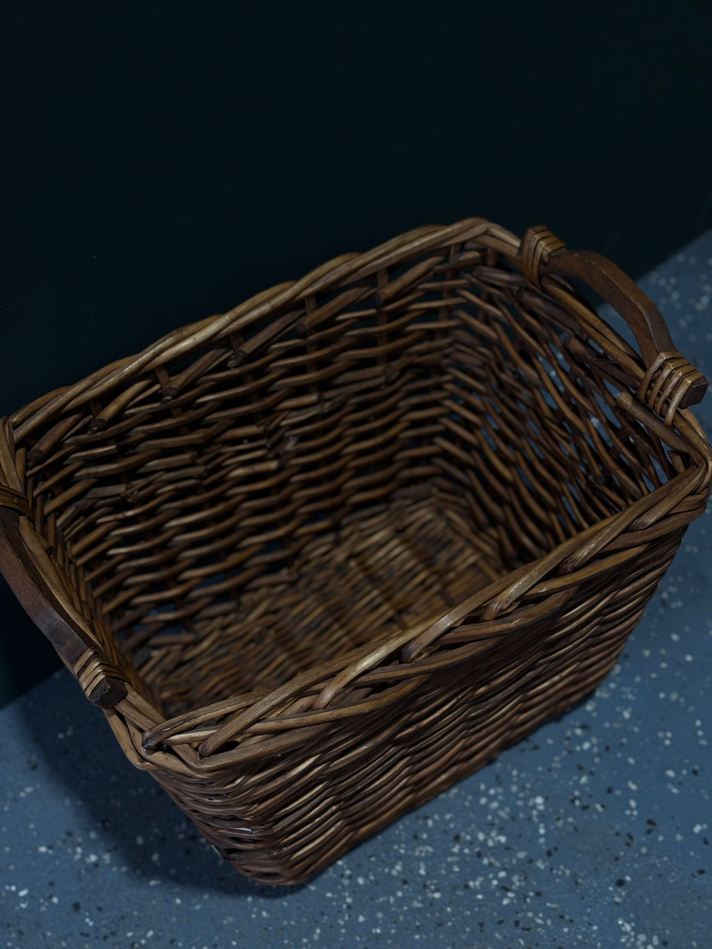 Large Wicker Basket w/Wood Handles